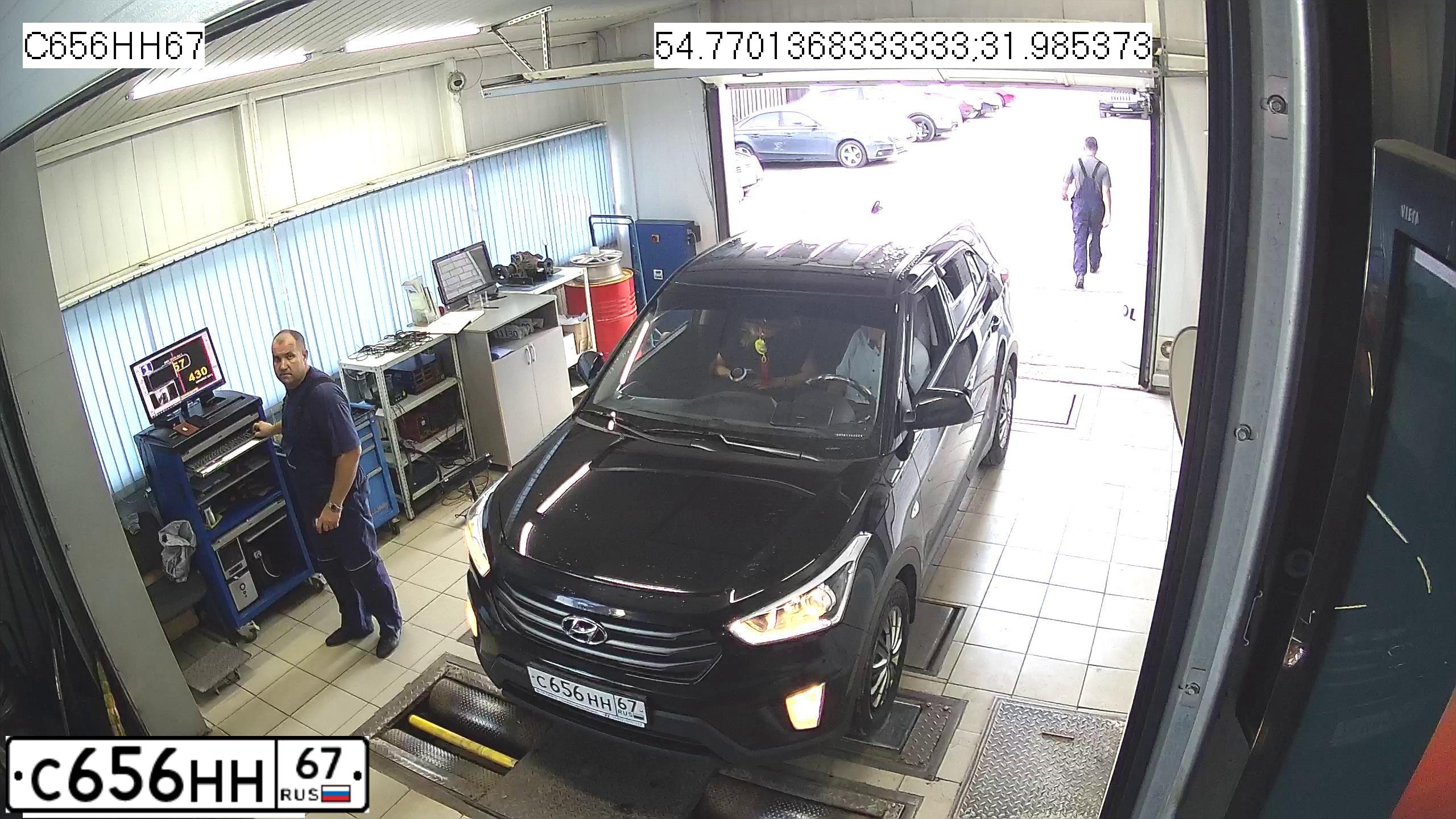 Фото автомобиля LADA 2190 GRANTA, 2012 — госномер М234АЕ67. Цвет: Сине-Черный