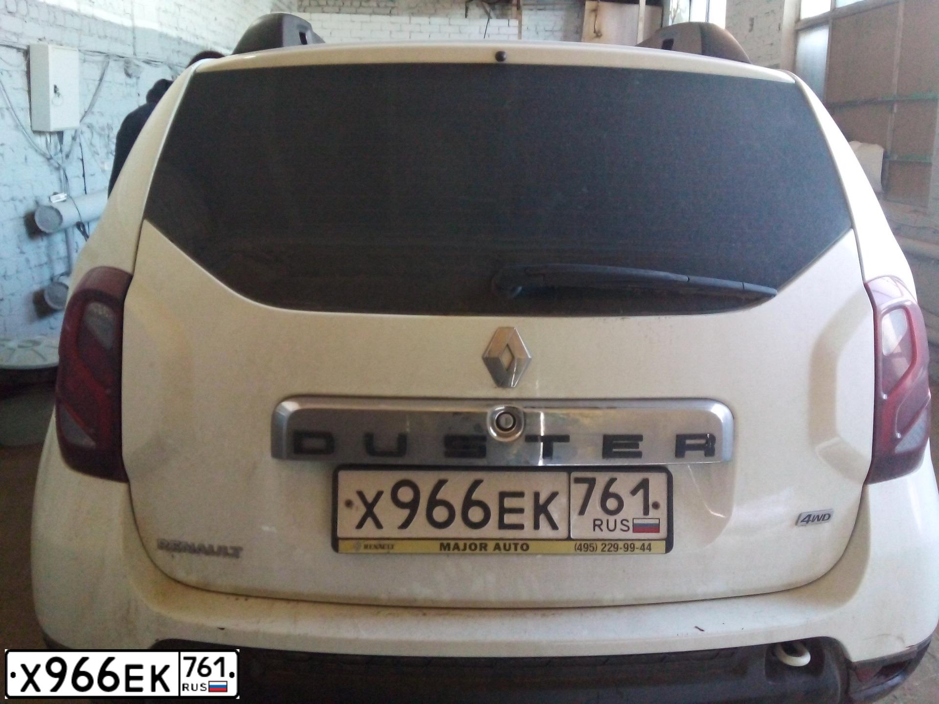 Фото автомобиля RENAULT DUSTER, 2016 — госномер К893ВА164. Цвет: Белый