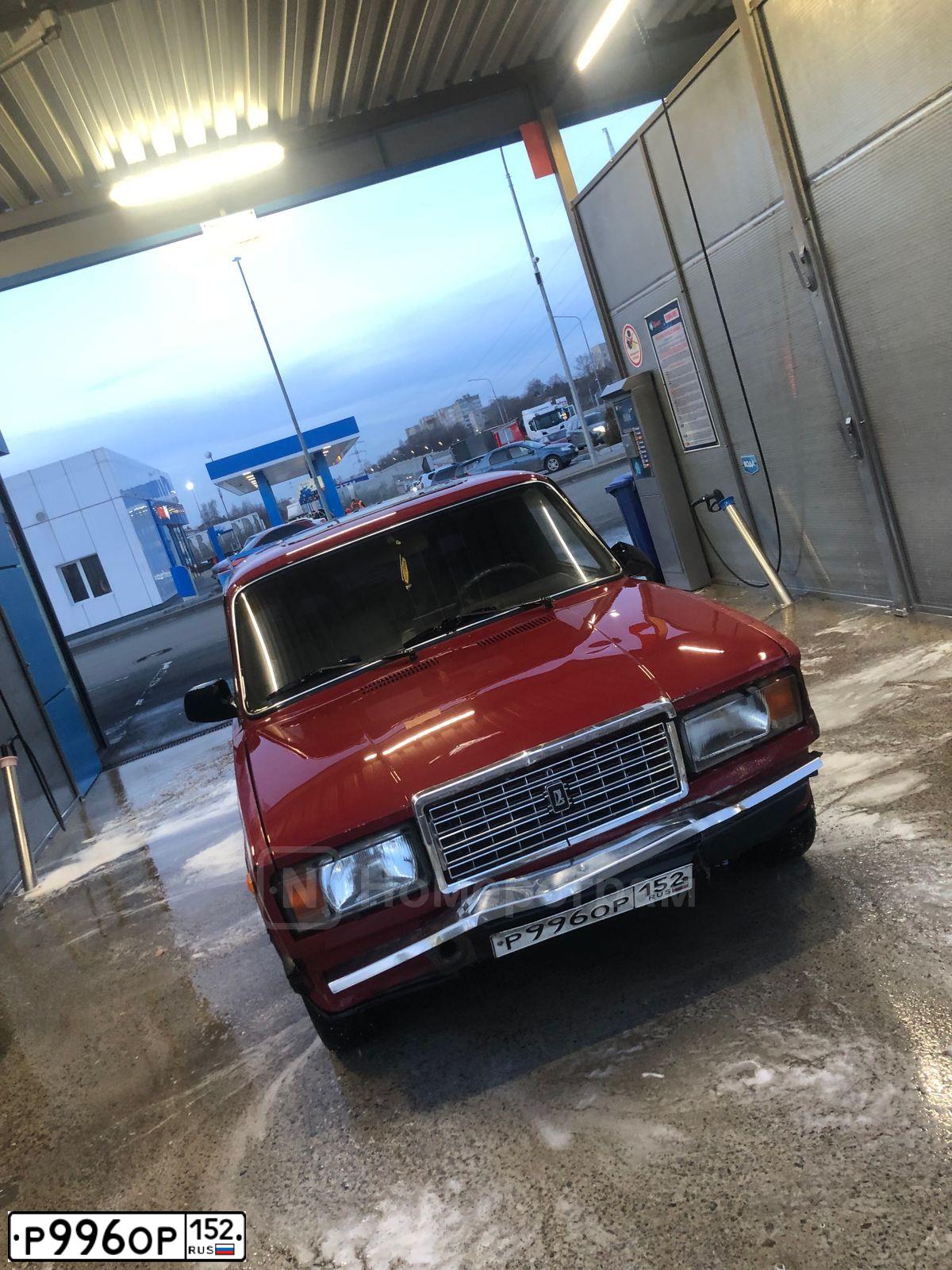 Фото автомобиля LADA 2107, 1997 — госномер Р996ОР152. Цвет: ВИШНЕВЫЙ