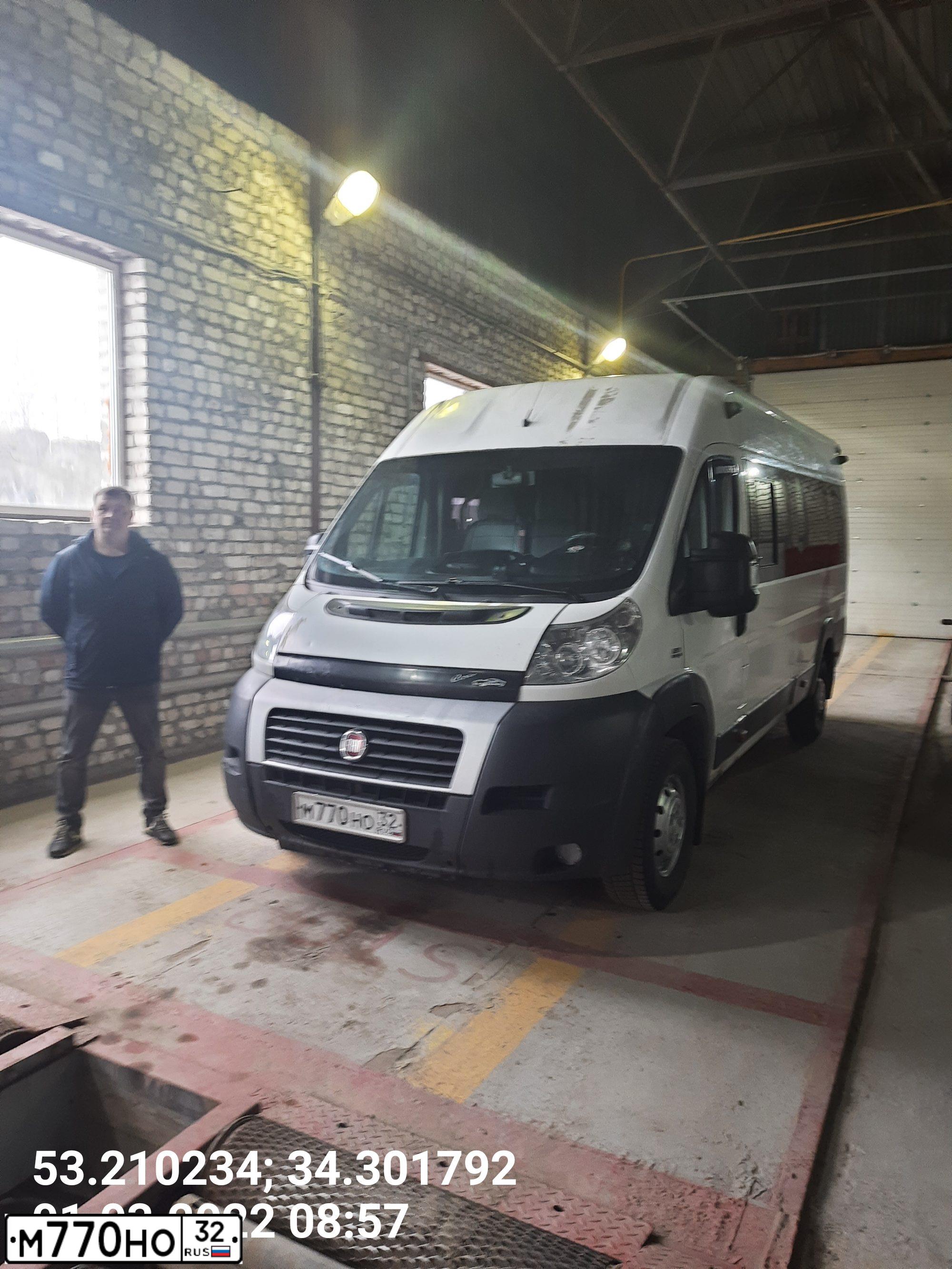 Фото автомобиля FIAT DUCATO, 2012 — госномер М770НО32. Цвет: Белый