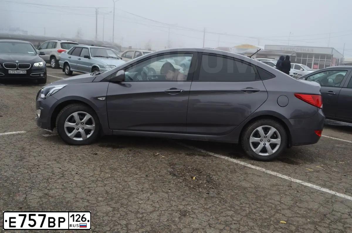 Фото автомобиля MAZDA 3, 2007 — госномер Р324НО126. Цвет: ЧЕРНЫЙ