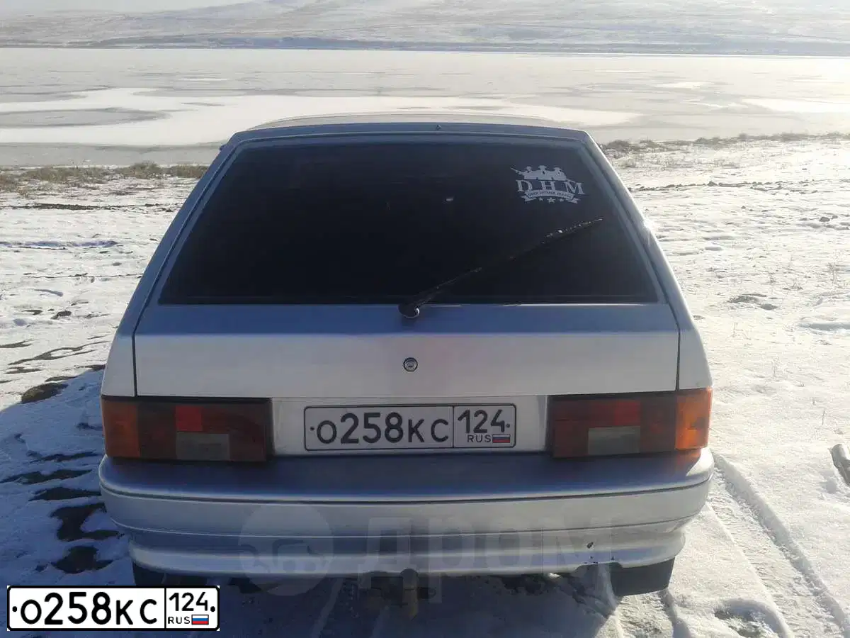 Фото автомобиля LADA 2114 SAMARA, 2010 — госномер О258КС124. Цвет: Светло-Серебристый металлик