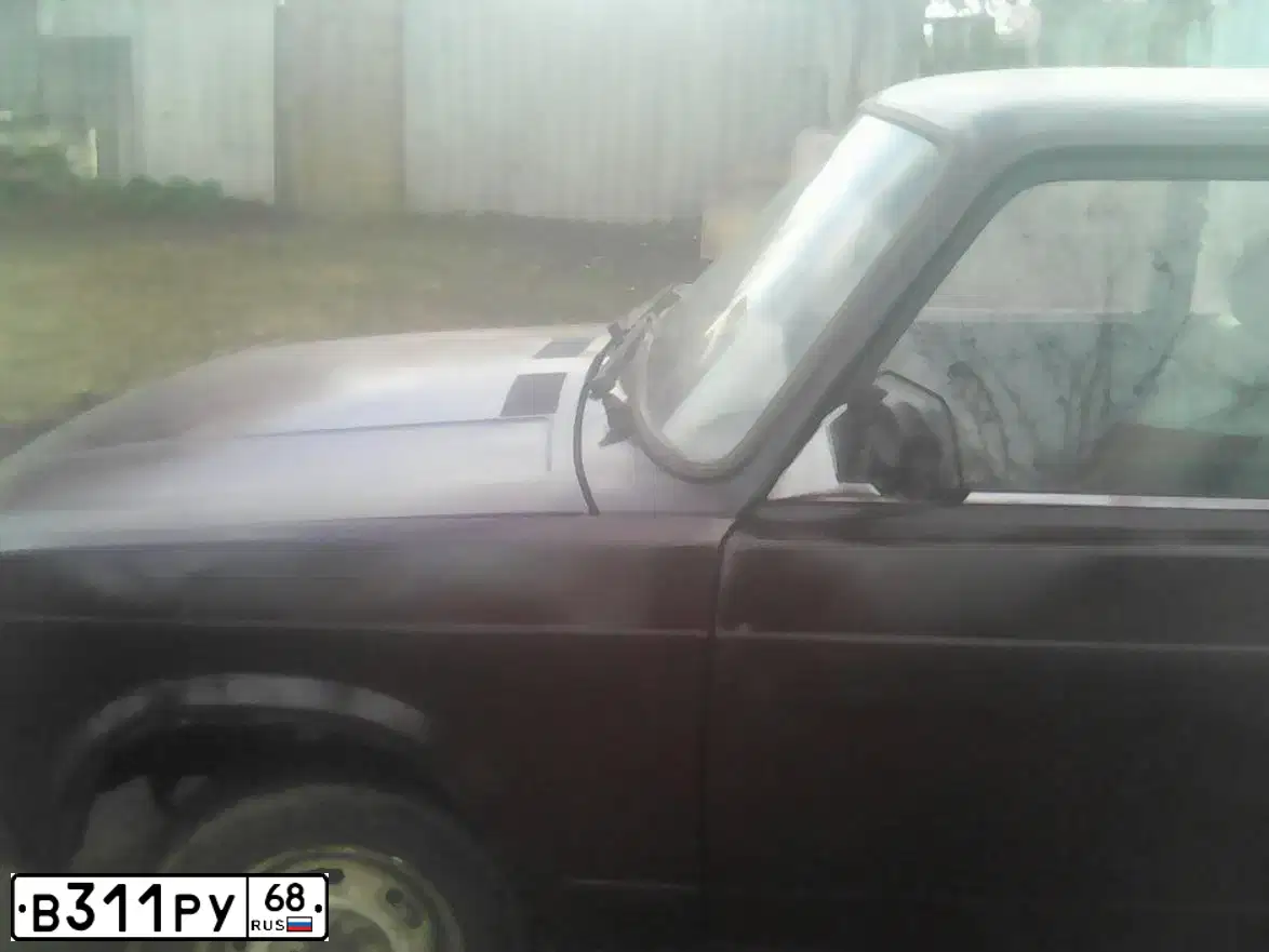 Фото автомобиля LADA 2105 LADA, 2002 — госномер В311РУ68. Цвет: ФИОЛЕТОВЫЙ