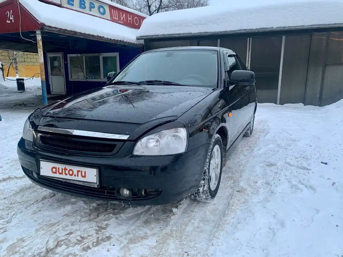 Фото автомобиля LADA PRIORA, 2010 — госномер К551АМ550. Цвет: Сине-Черный