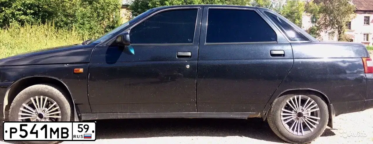 Фото автомобиля LADA 2110, 2005 — госномер Р541МВ59. Цвет: ГРАФИТОВЫ МЕТАЛЛИК