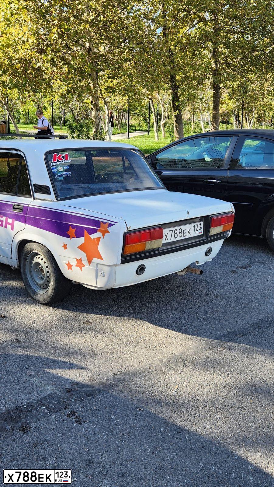 Фото автомобиля ВАЗ 21074, 2006 — госномер Х788ЕК123. Цвет: ЯРКО-БЕЛЫЙ