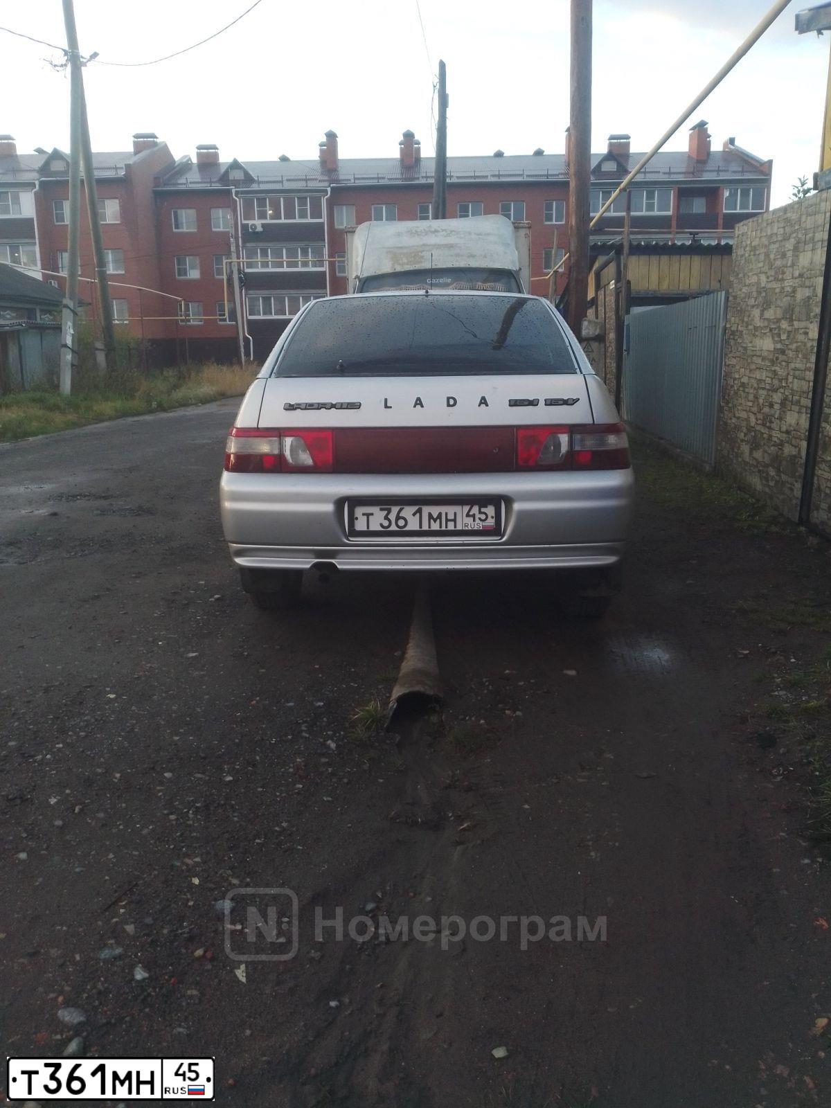 Фото автомобиля LADA 2112 LADA, 2006 — госномер Т361МН45. Цвет: СВЕТЛО-СЕРЕБРИСТЫЙ МЕТАЛЛИК