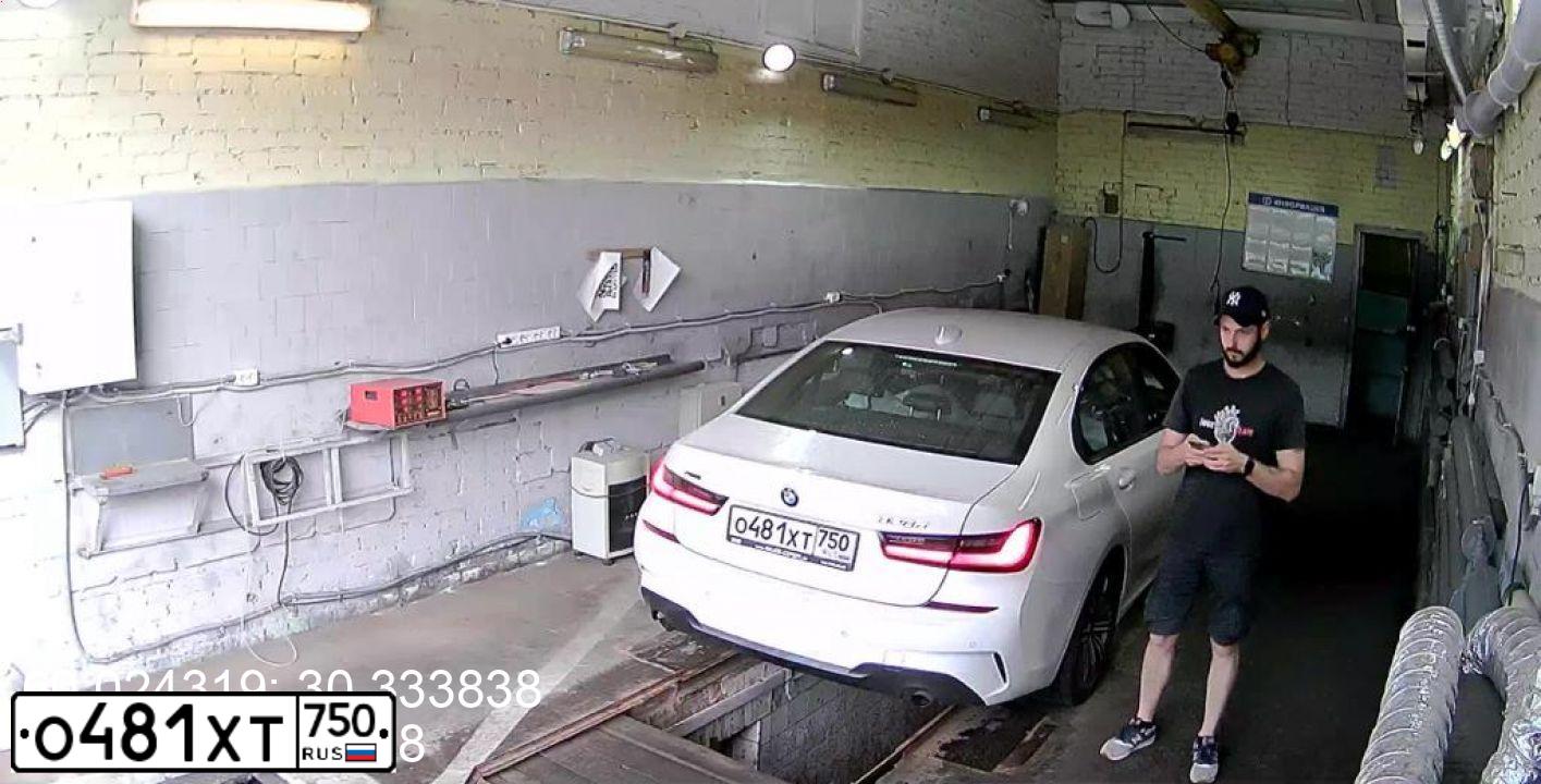 Фото автомобиля BMW 320D, 2019 — госномер Р251КС82