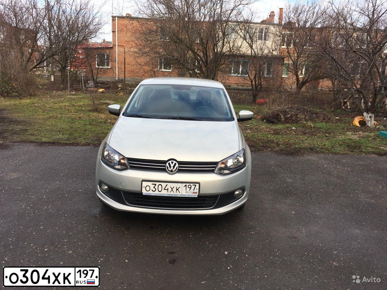 Фото автомобиля VOLKSWAGEN POLO, 2012 — госномер Н732МС761. Цвет: ЖЁЛТЫЙ