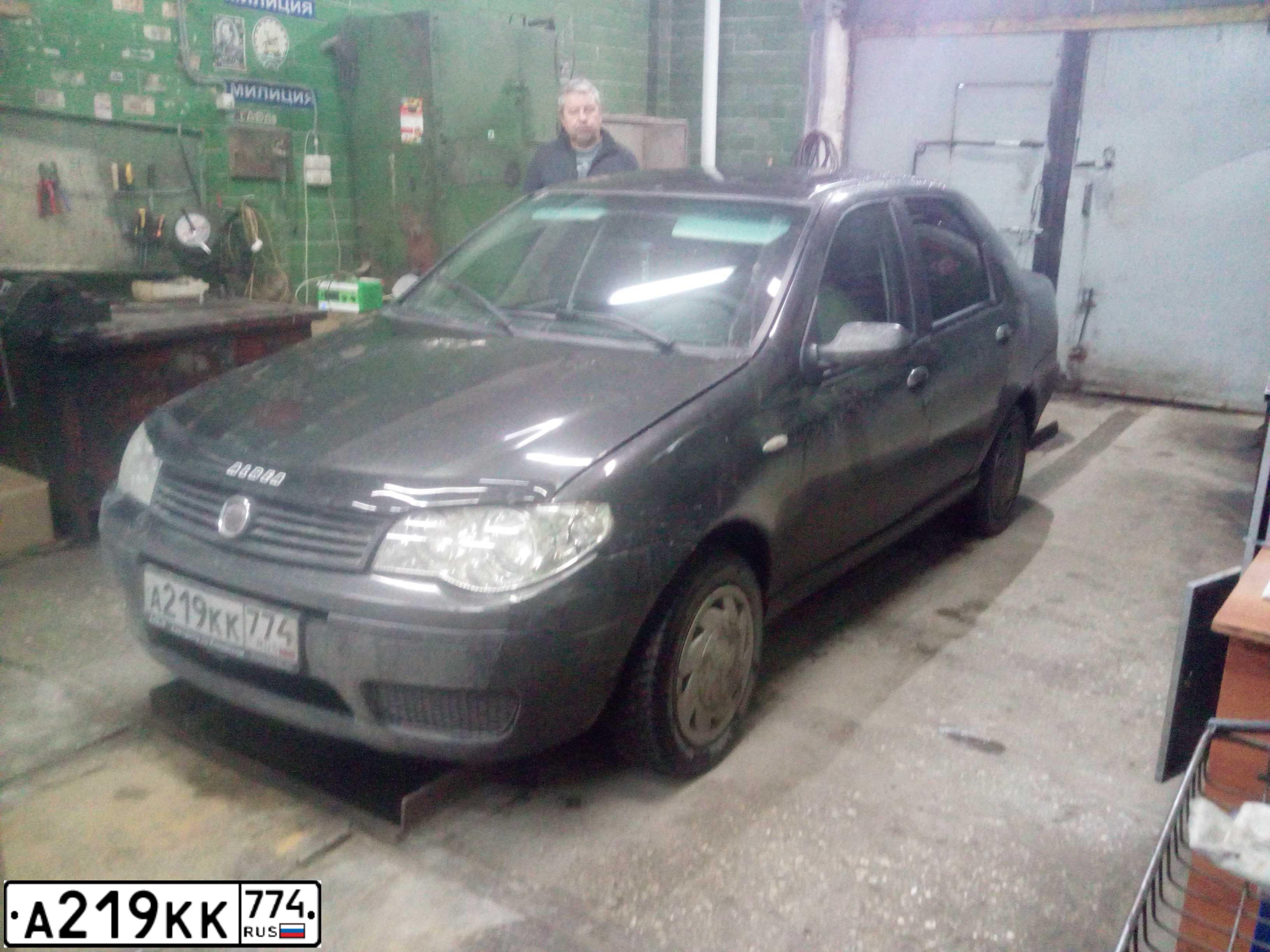 Фото автомобиля FIAT ALBEA, 2008 — госномер А219КК774. Цвет: СЕРЫЙ АНДЕРГРАУНД