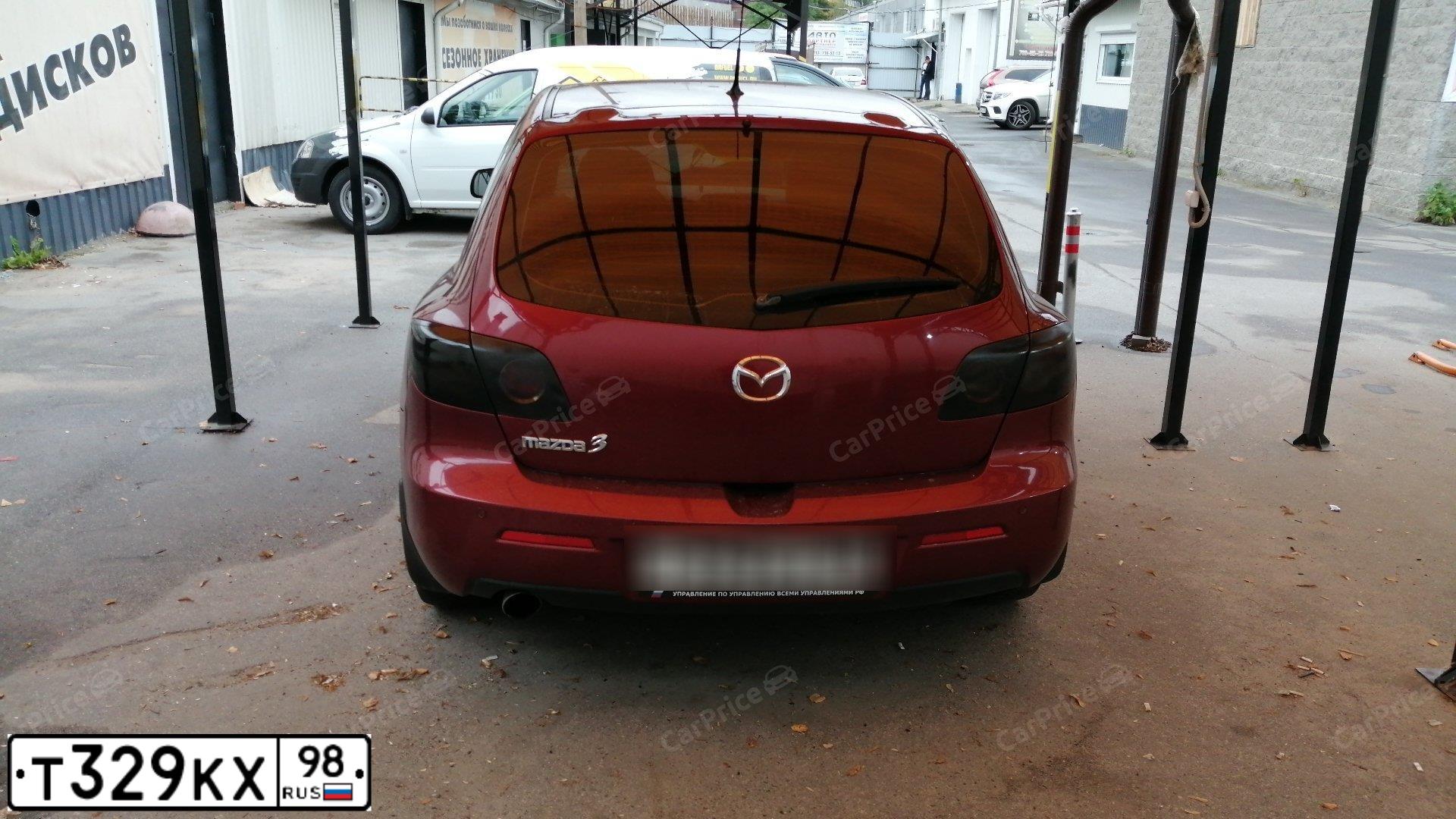 Фото автомобиля MAZDA 3, 2008 — госномер Р421УО60. Цвет: Красный