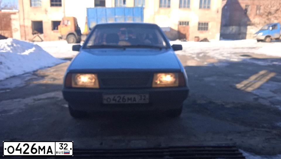 Фото автомобиля LADA 2109 SAMARA, 2000 — госномер О426МА32. Цвет: голубой