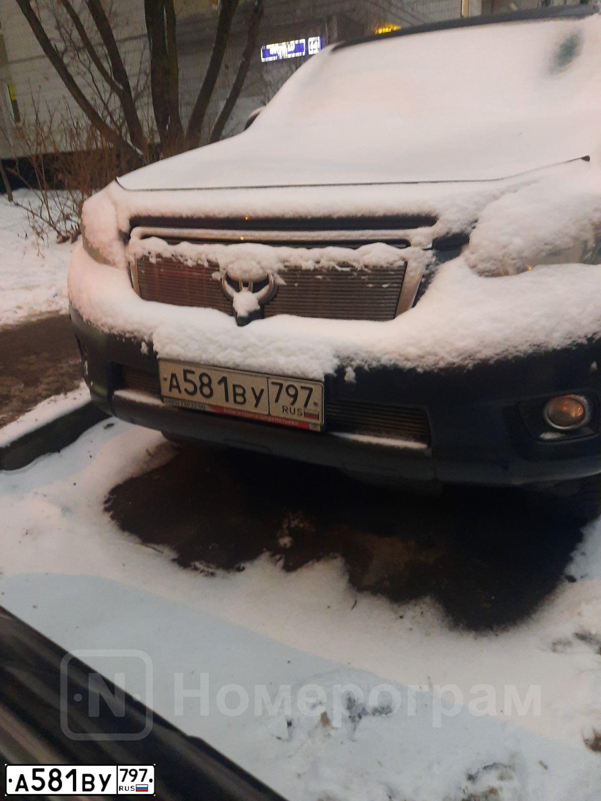 Фото автомобиля TOYOTA LANDCRUISER, 2010 — госномер А581ВУ797. Цвет: ЧЕРНЫЙ