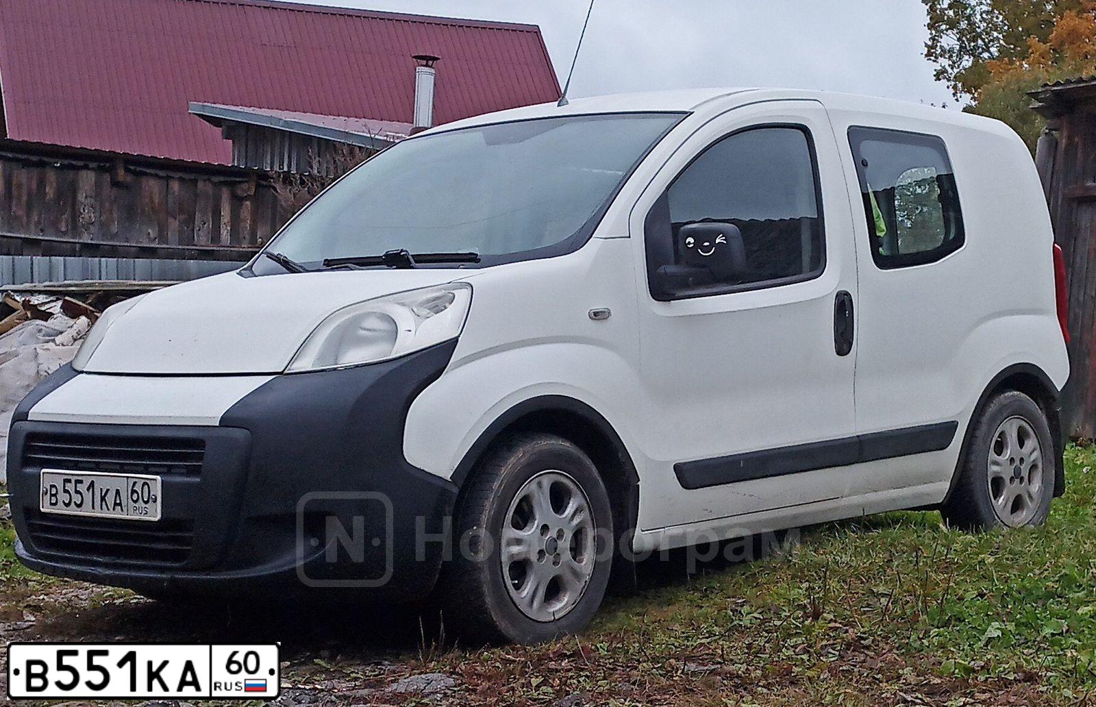 Фото автомобиля CITROEN NEMO, 2008 — госномер В551КА60. Цвет: БЕЛЫЙ