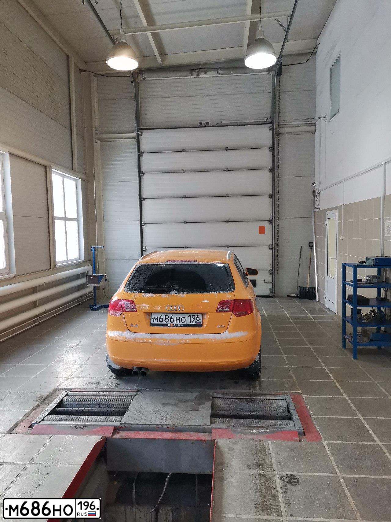 Фото автомобиля AUDI A3, 2006 — госномер У263ЕА96. Цвет: Оранжевый