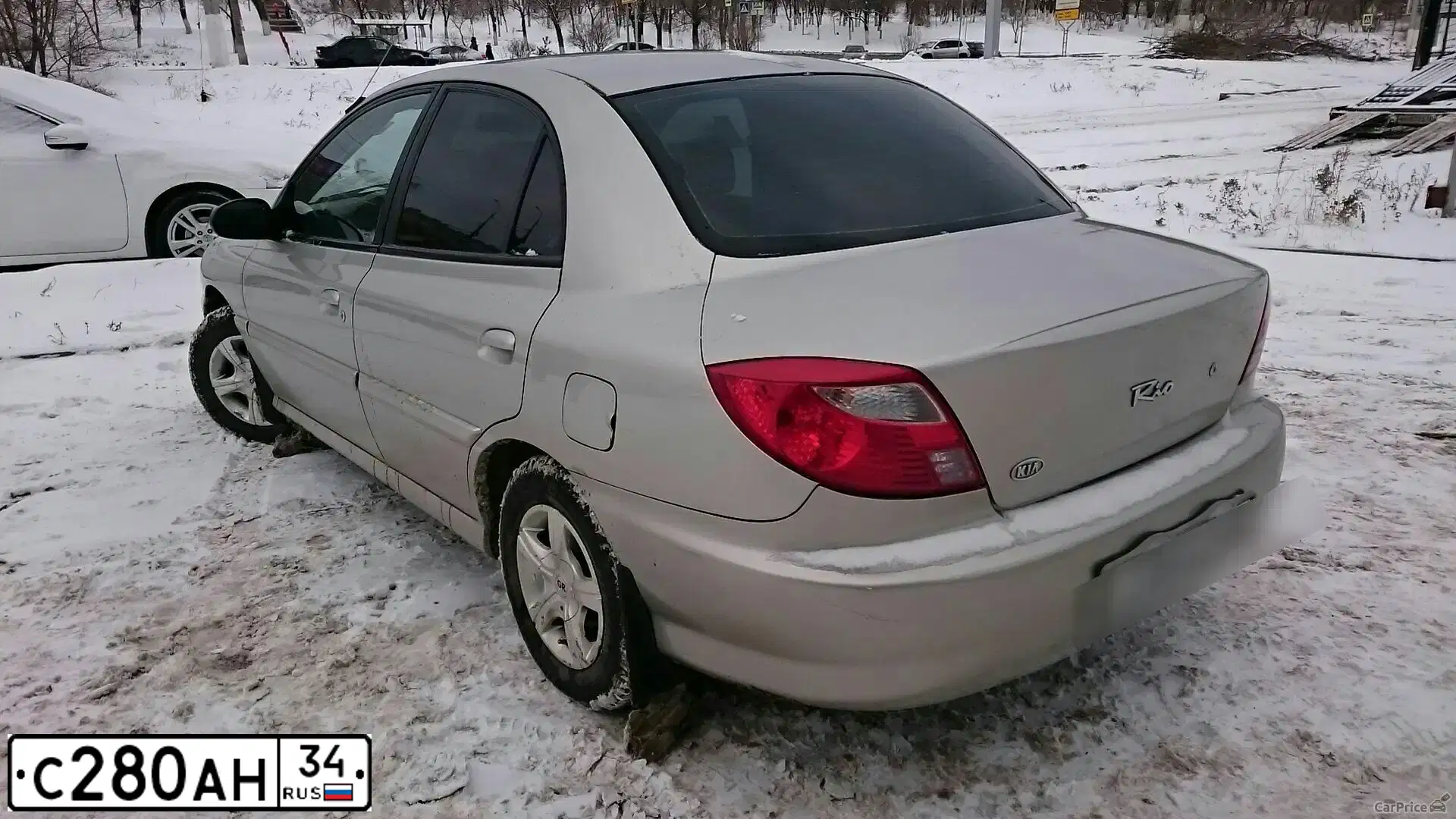 Фото автомобиля KIA RIO, 2000 — госномер К451КА163. Цвет: СЕРЕБРИСТЫЙ