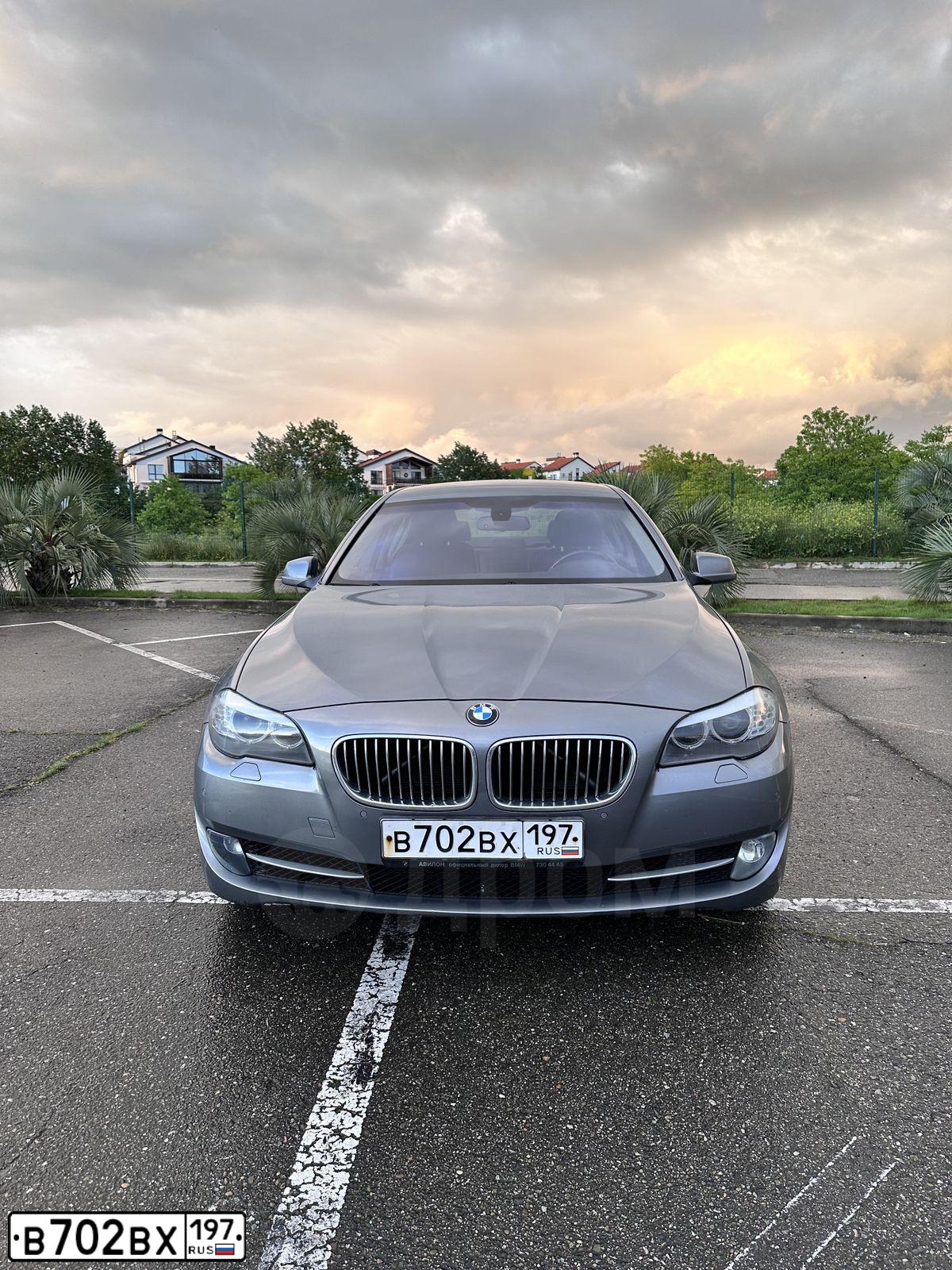 Фото автомобиля BMW SERIE 5, 2010 — госномер В702ВХ197