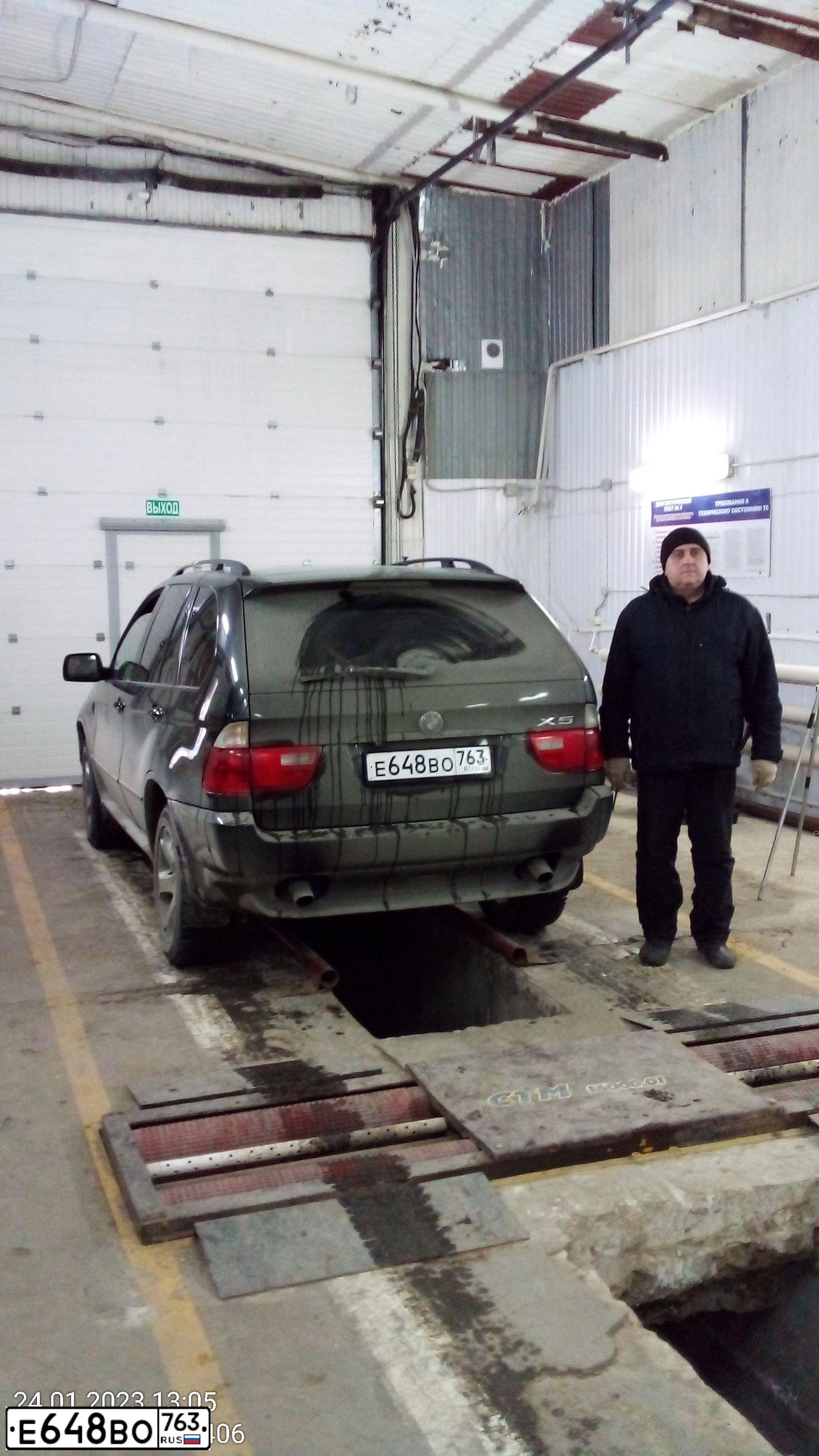 Фото автомобиля BMW X5, 2005 — госномер К202ХР763