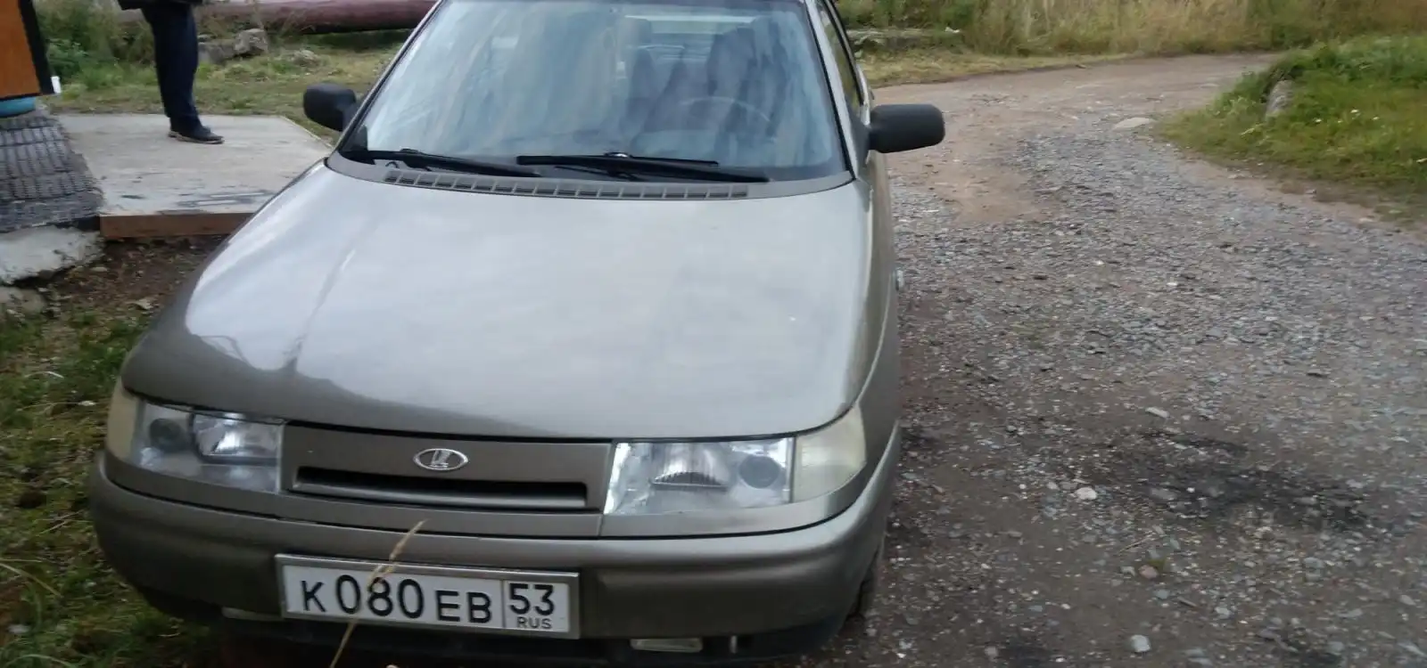 Фото автомобиля LADA 2110, 2002 — госномер К080ЕВ53. Цвет: СЕРО-ЗЕЛЕНЫЙ