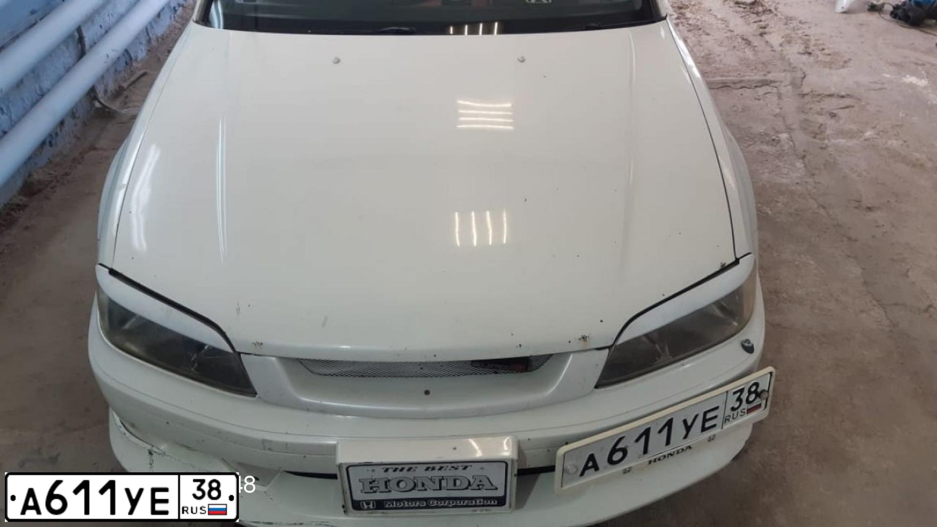 Фото автомобиля NISSAN ALMERA, 2006 — госномер А611УЕ38. Цвет: серебристый