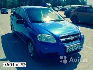Фото автомобиля CHEVROLET AVEO, 2011 — госномер Р498УЕ159. Цвет: СИНИЙ