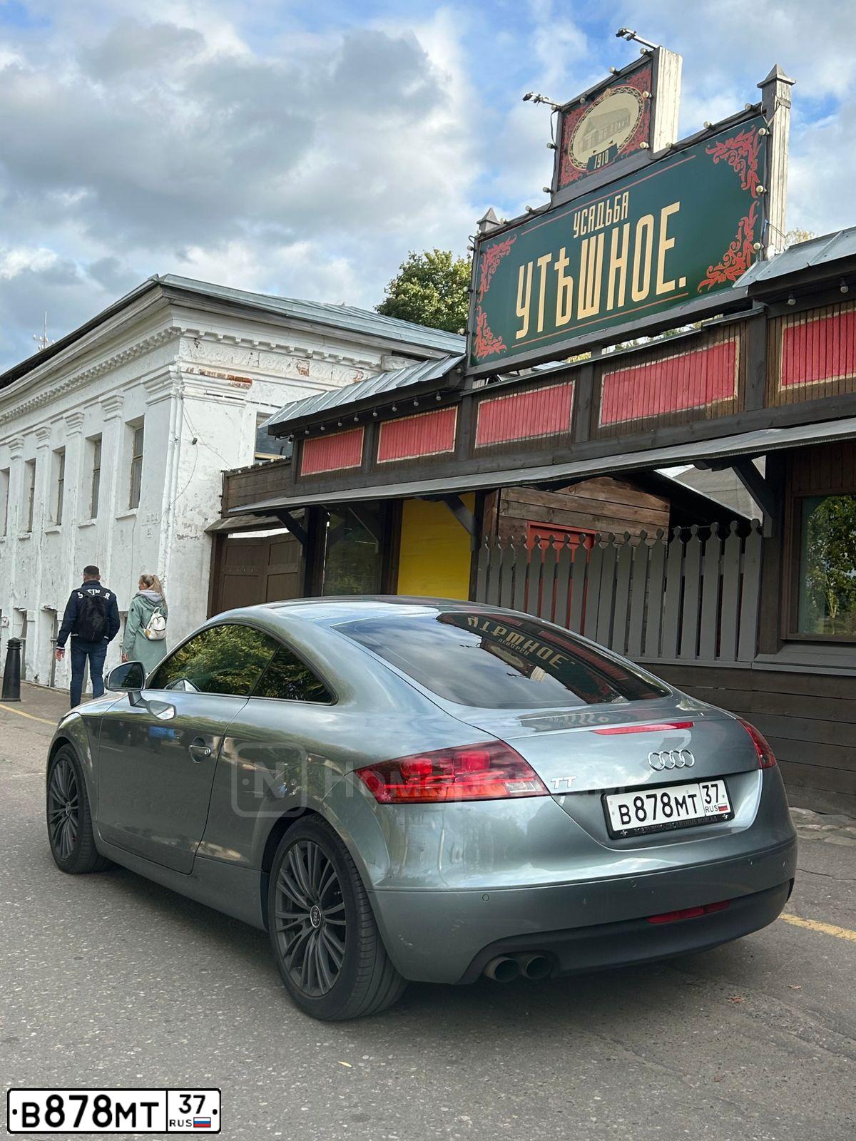 Фото автомобиля AUDI TT, 2007 — госномер Т700КН47. Цвет: СЕРЫЙ
