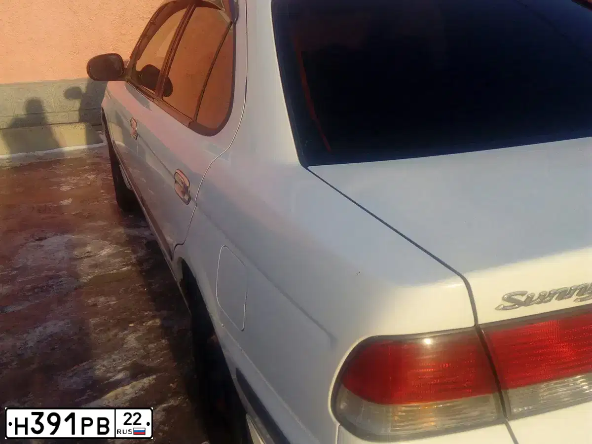 Фото автомобиля NISSAN SUNNY, 2000 — госномер К063ОН122