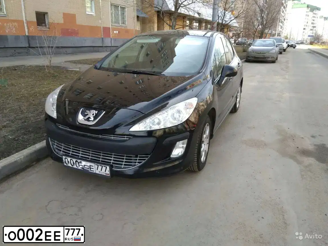 Фото автомобиля TOYOTA CAMRY, 2018 — госномер У442СО71. Цвет: ЧЕРНЫЙ МЕТАЛЛИК