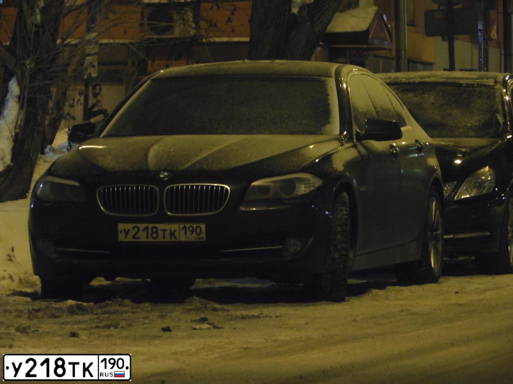Фото автомобиля БМВ 525D, 2011 — госномер Р232ВХ29. Цвет: ЧЕРНЫЙ