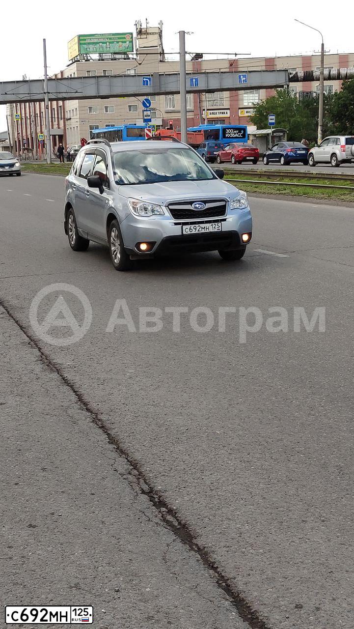Фото автомобиля SUBARU FORESTER, 2013 — госномер В290МХ142
