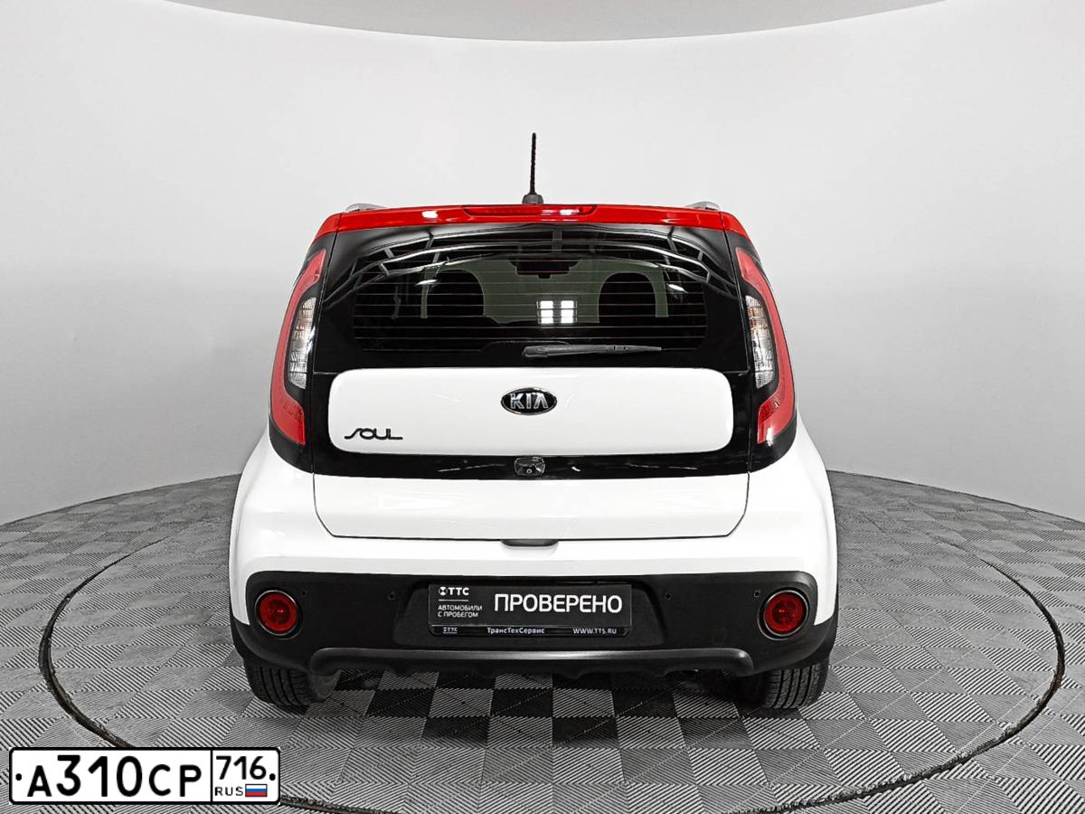 Фото автомобиля KIA SOUL, 2018 — госномер А310СР716. Цвет: Белый