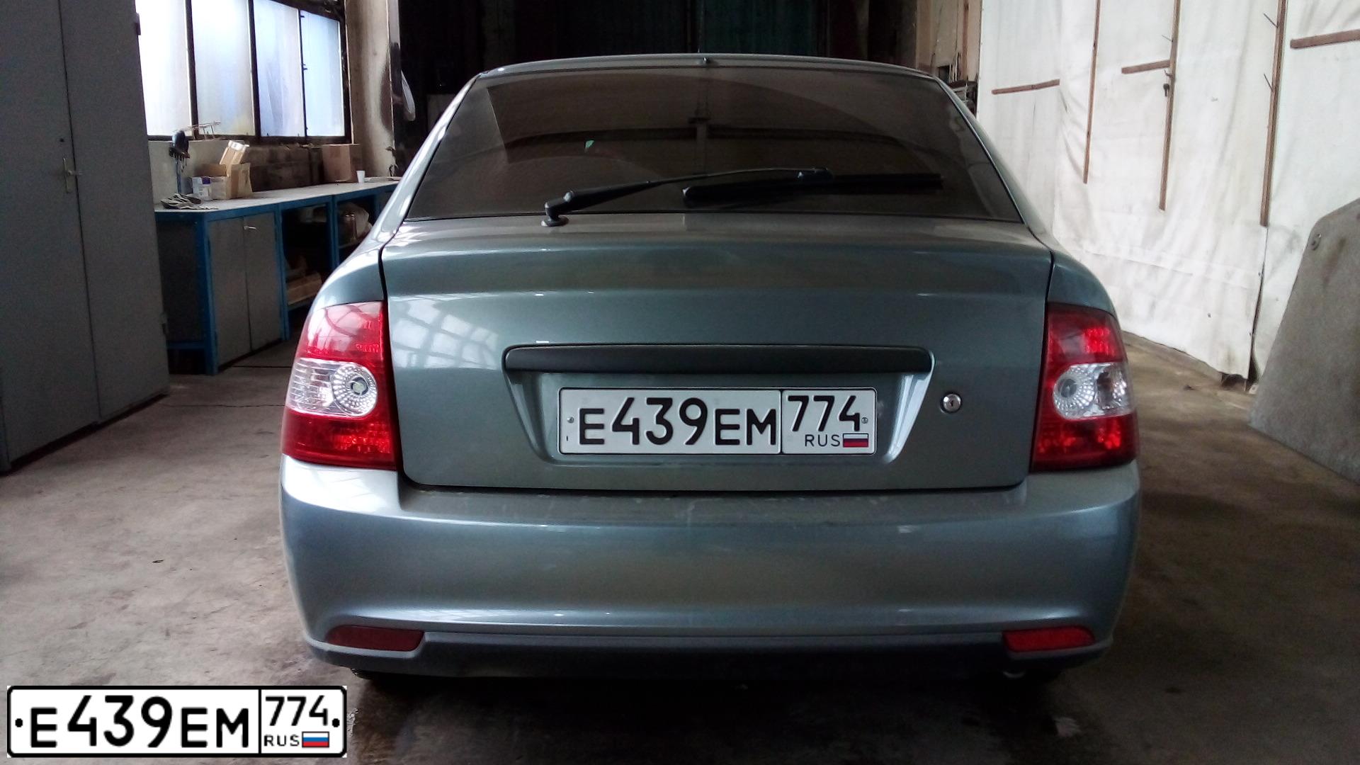Фото автомобиля LADA 2172 PRIORA, 2012 — госномер Е439ЕМ774. Цвет: СРЕДНИЙ СЕРО-ЗЕЛЕНЫЙ МЕТ.