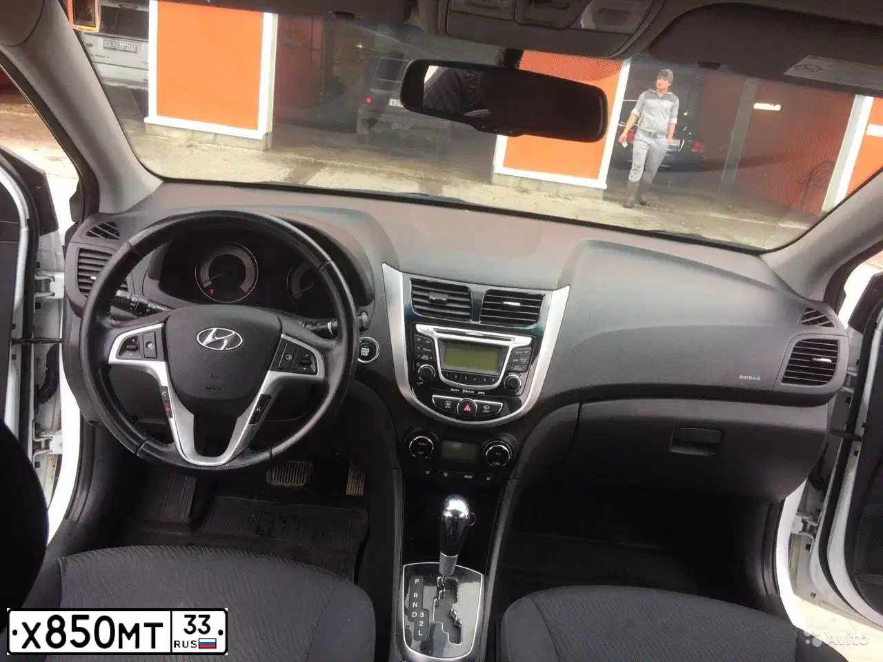 Фото автомобиля HYUNDAI SOLARIS, 2012 — госномер О420ТР48. Цвет: Белый