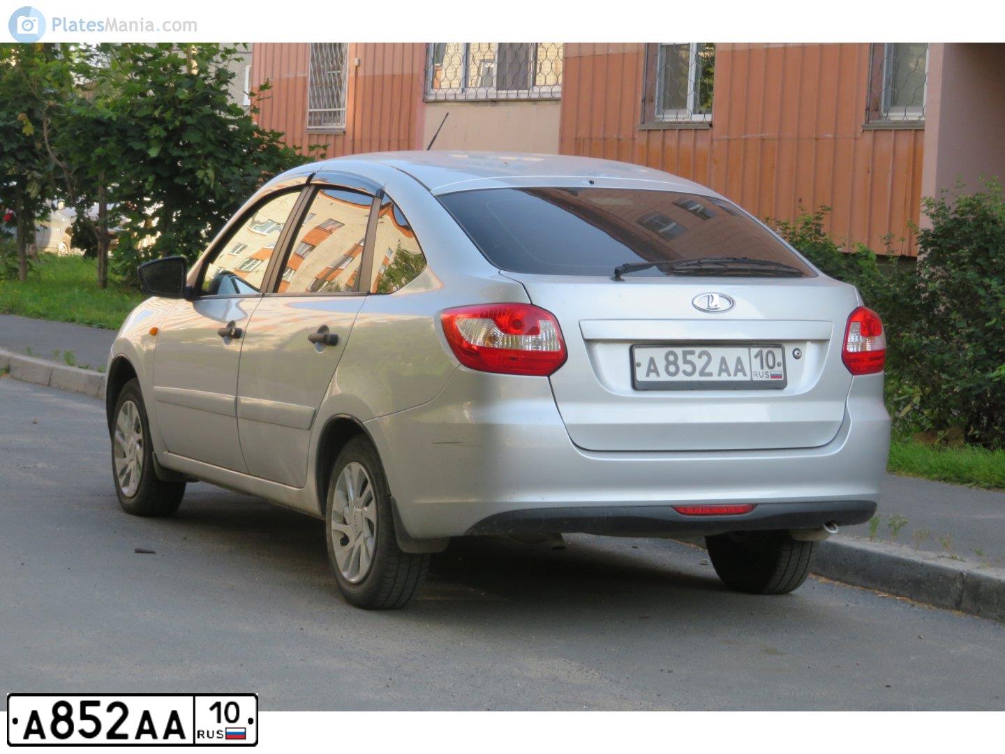 Фото автомобиля LADA 2191 GRANTA, 2015 — госномер А852АА10. Цвет: СЕРЕБРИСТЫЙ