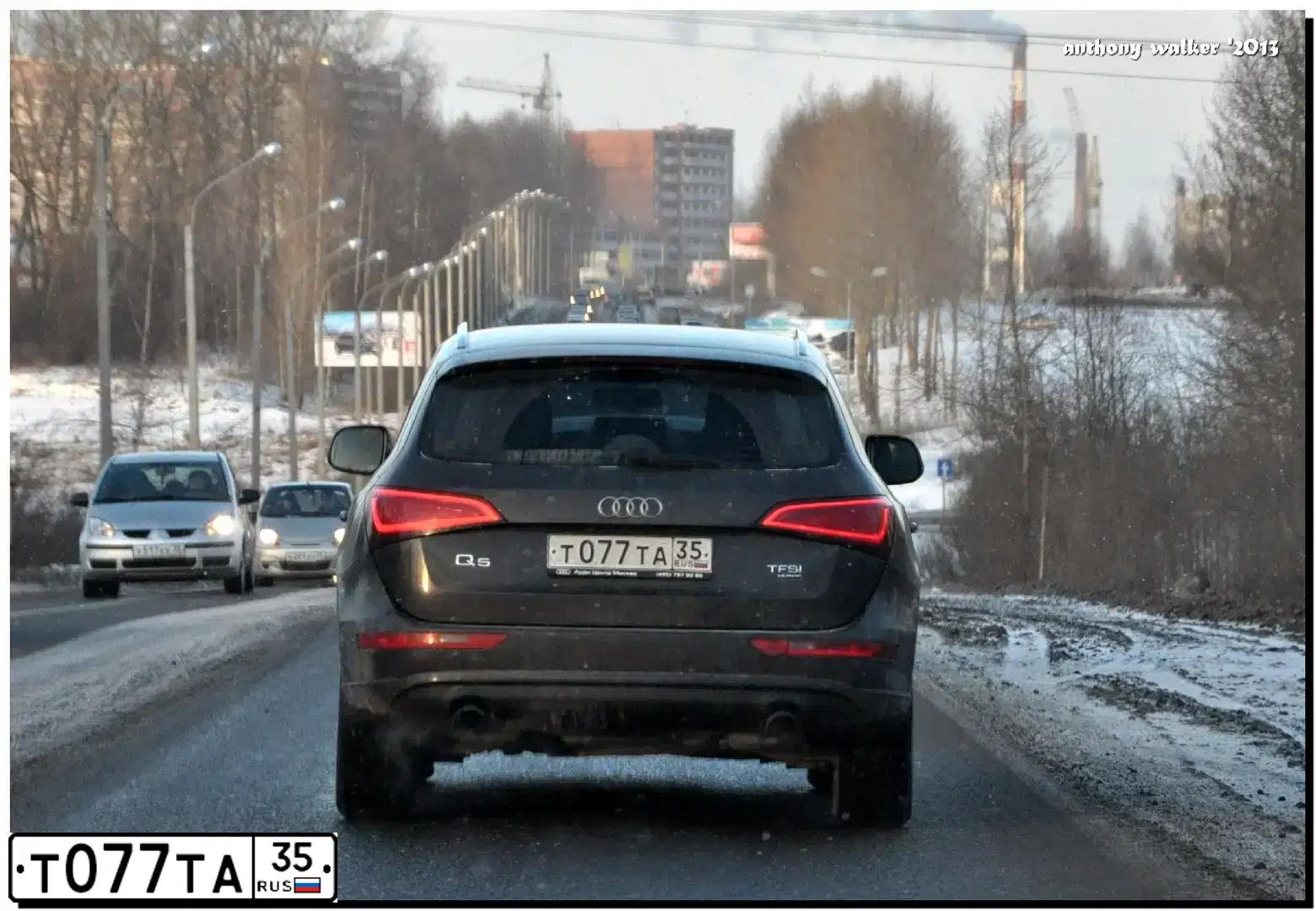 Фото автомобиля МАЗДА СХ-7, 2007 — госномер Е252АВ35. Цвет: КРАСНЫЙ