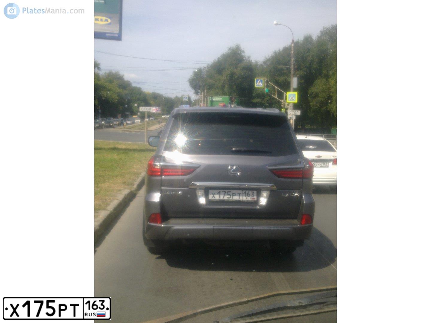 Фото автомобиля LEXUS LX570, 2016 — госномер Н147КО138