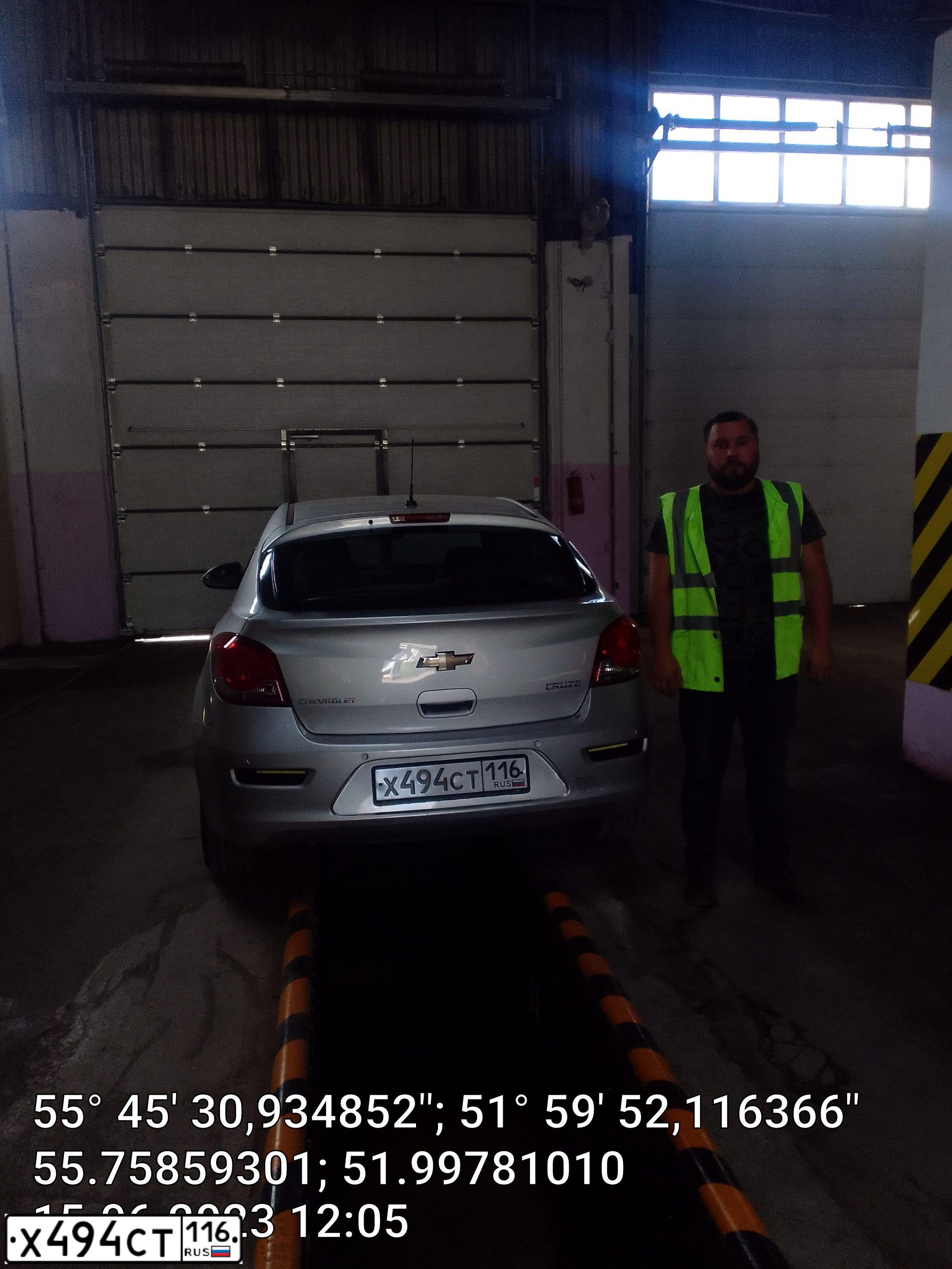 Фото автомобиля CHEVROLET CRUZE, 2013 — госномер Р296ОК716
