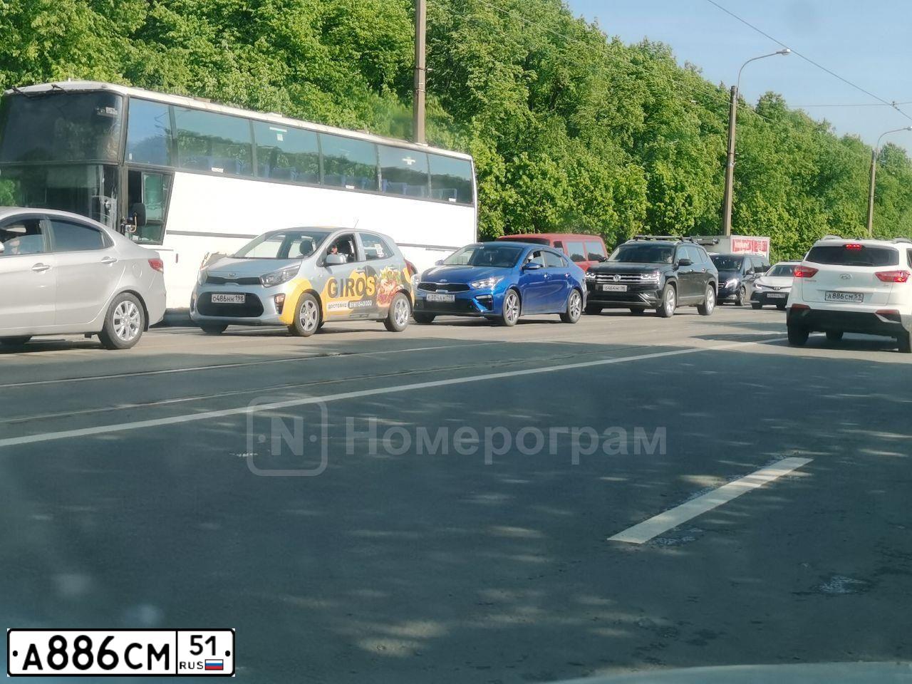 Фото автомобиля HYUNDAI CRETA, 2020 — госномер Н247ТТ198. Цвет: Белый