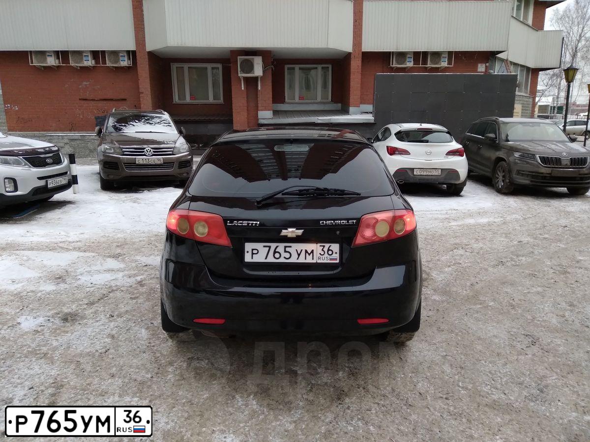 Фото автомобиля CHEVROLET LACETTI, 2008 — госномер О292ТМ48. Цвет: ЧЕРНЫЙ