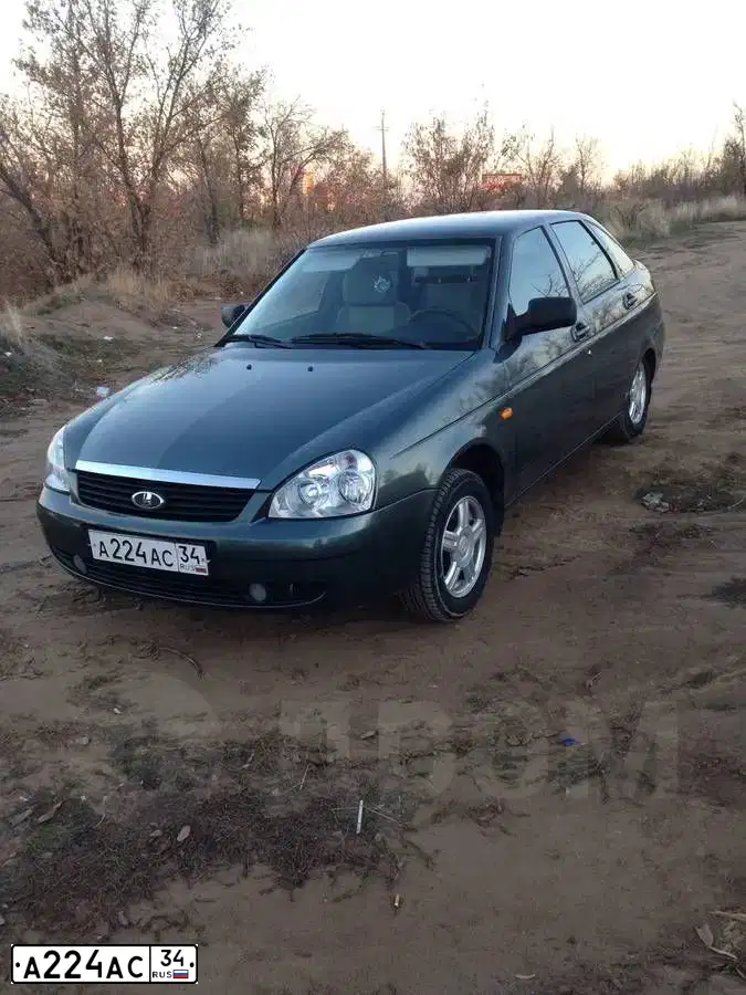 Фото автомобиля LADA 2172 PRIORA, 2009 — госномер К837ХС35. Цвет: СЕРО-СИНЕ-ЗЕЛЕНЫЙ