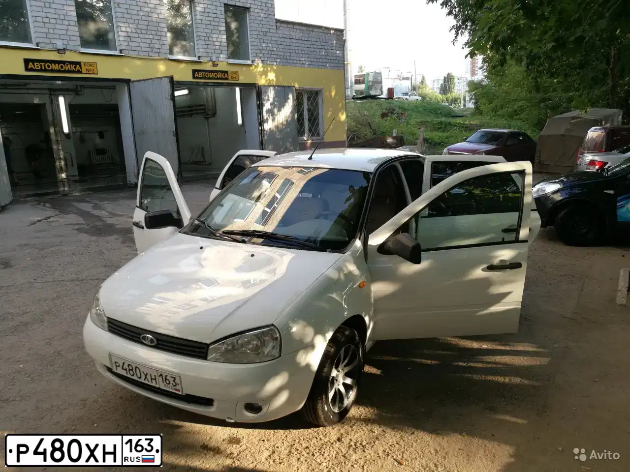 Фото автомобиля LADA 1119 KALINA, 2012 — госномер Р517РВ116. Цвет: Белый