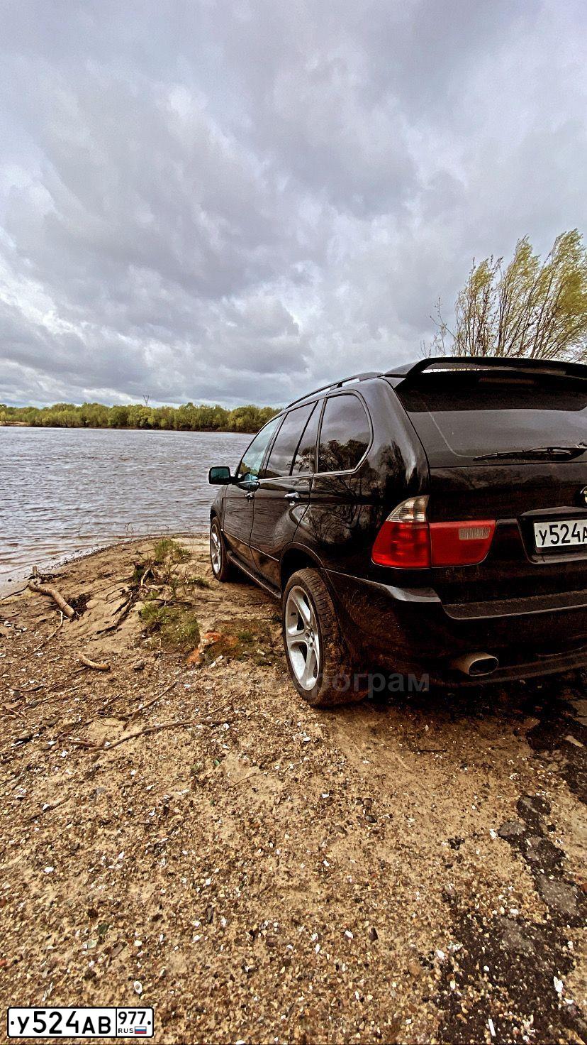 Фото автомобиля BMW X5, 2002 — госномер Р855ВО790. Цвет: ЧЕРНЫЙ