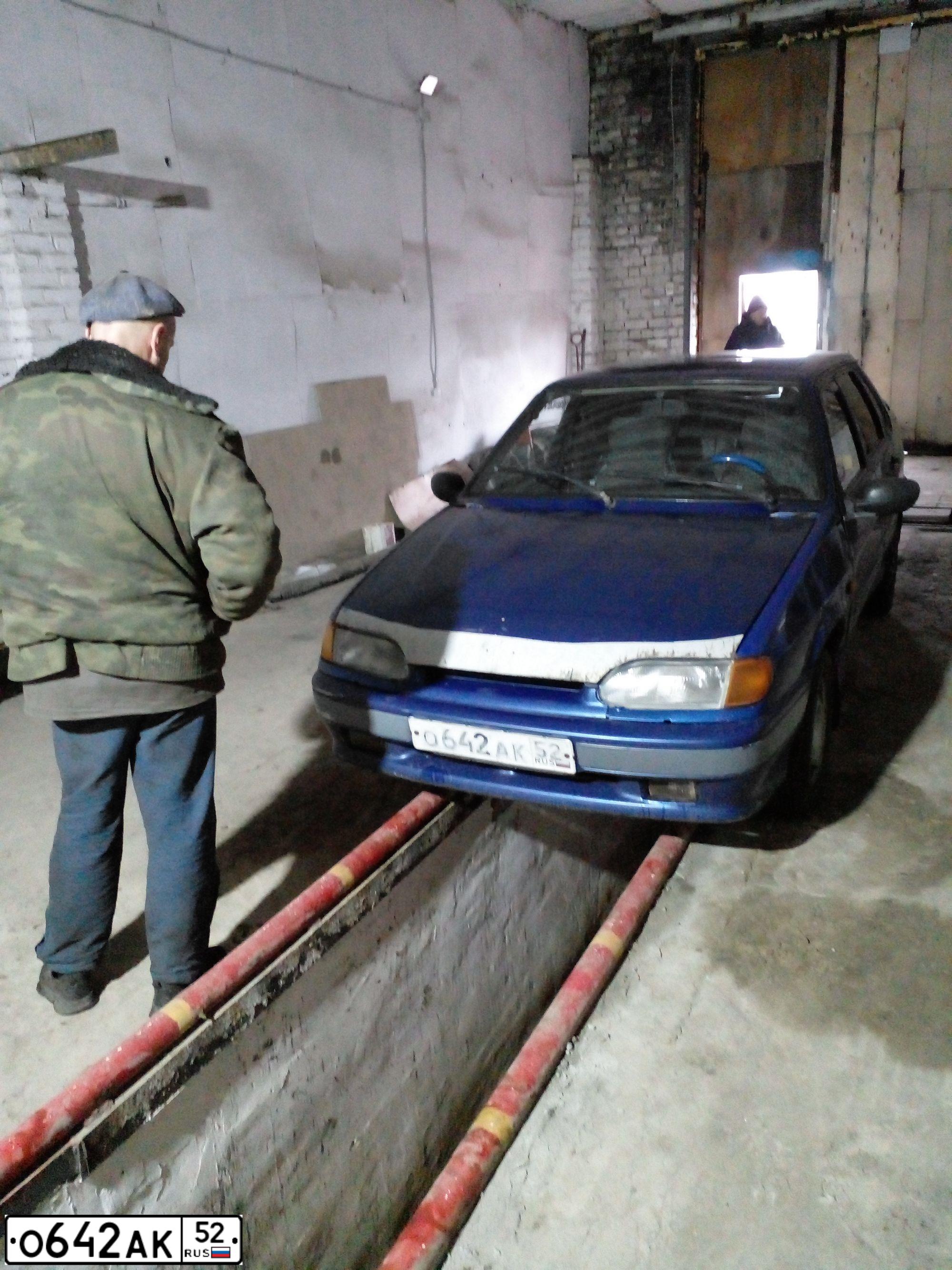 Фото автомобиля LADA 2115 SAMARA, 2003 — госномер О642АК52. Цвет: СЕРЕБР.ЯРКО-СИНИЙ