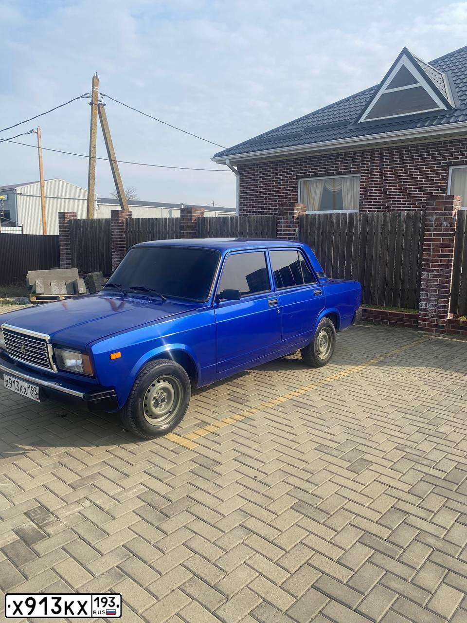 Фото автомобиля LADA 2107, 2006 — госномер В822УО193. Цвет: синий