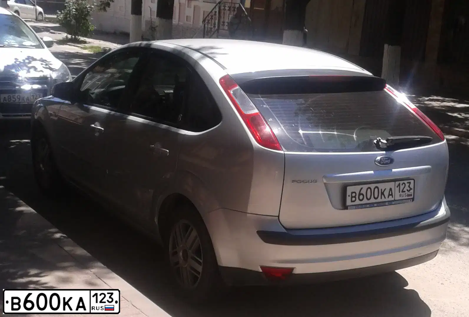 Фото автомобиля FORD FOCUS, 2006 — госномер М356КС82. Цвет: Серебристый