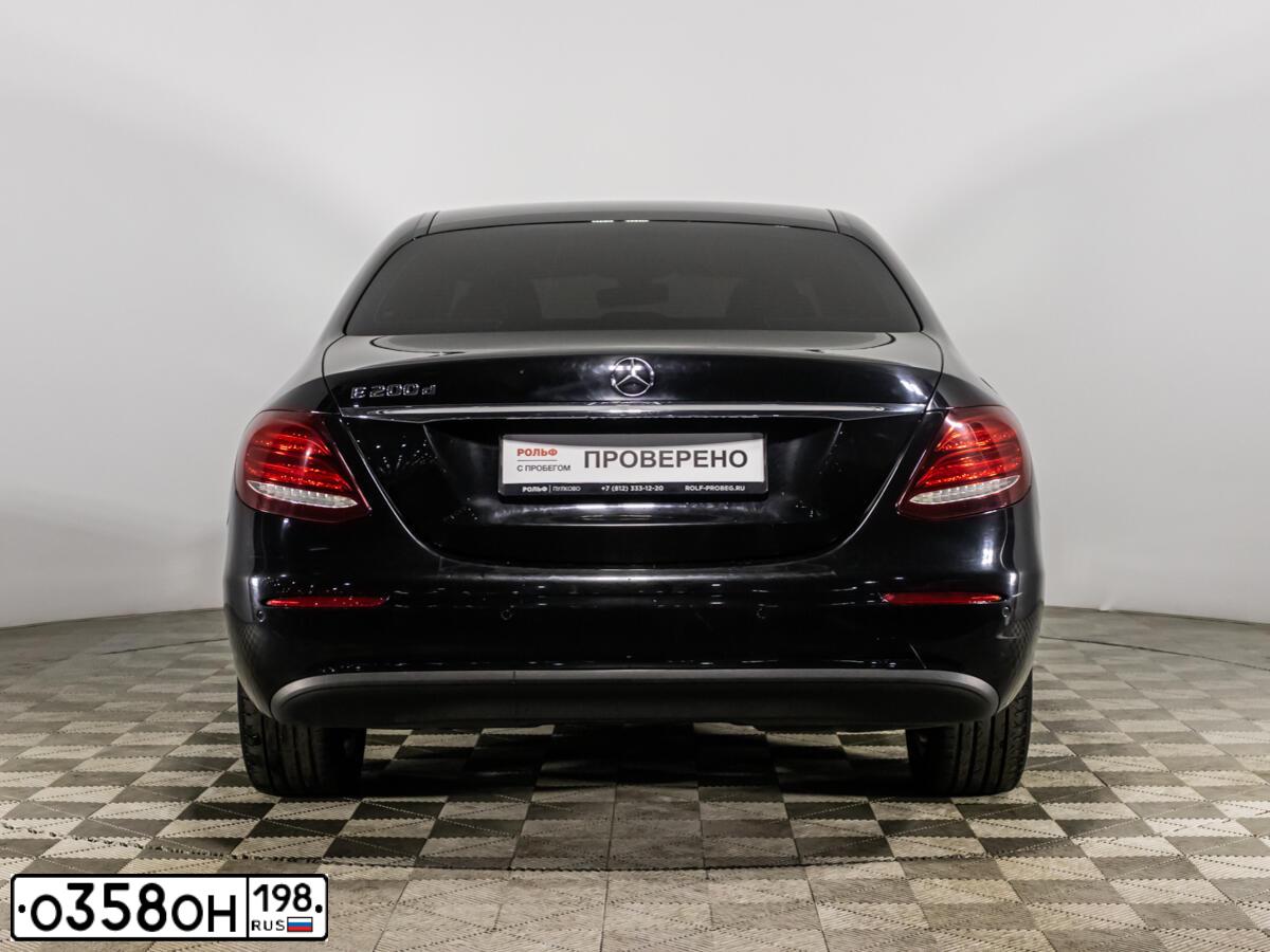 Фото автомобиля MERCEDES-BENZ E-CLASS, 2020 — госномер С415ВЕ198. Цвет: ЧЕРНЫЙ