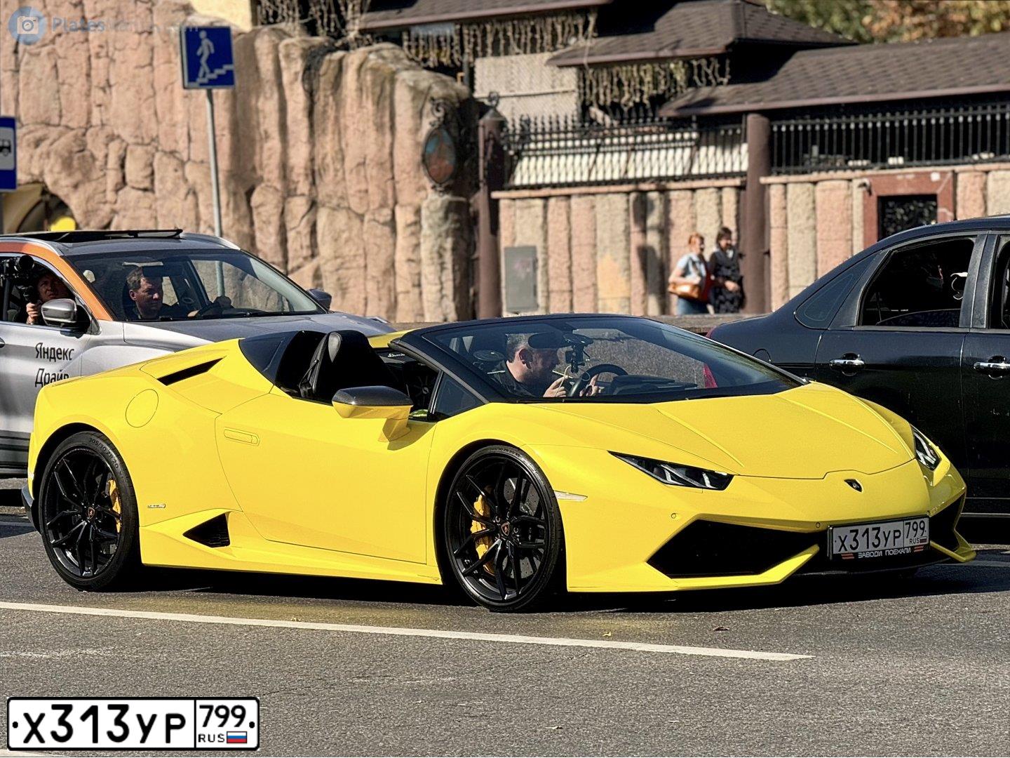Фото автомобиля LAMBORGHINI HURACAN, 2016 — госномер М402ОР799. Цвет: ЖЁЛТЫЙ