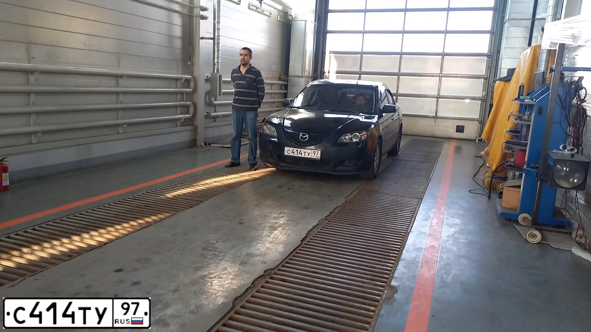 Фото автомобиля LADA 2109, 2003 — госномер О747УВ46. Цвет: СВЕТЛО-СЕРЫЙ