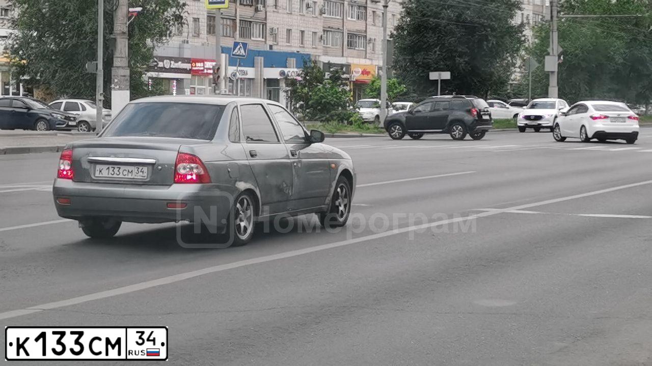 Фото автомобиля LADA 2170 PRIORA, 2007 — госномер Н271МН134. Цвет: СРЕДНИЙ СЕРО-ЗЕЛЕН МЕТ.
