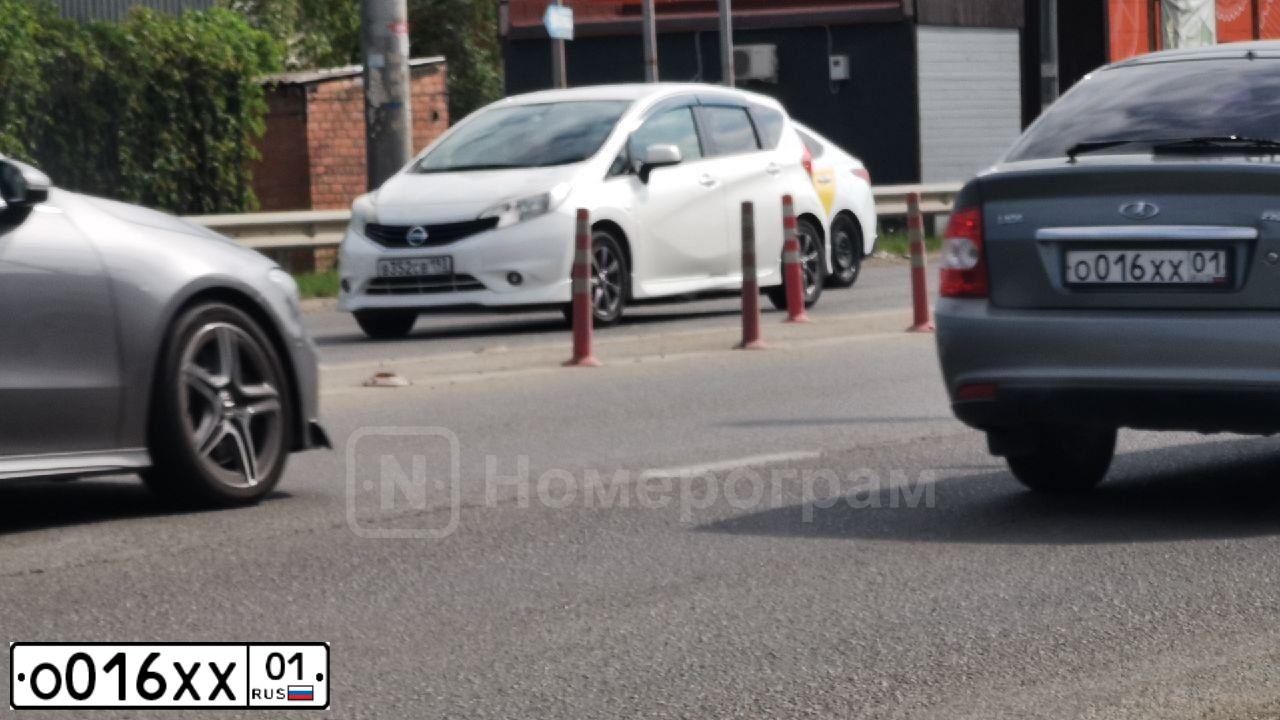 Фото автомобиля LADA 2172 PRIORA, 2010 — госномер О016ХХ01. Цвет: СРЕДНИЙ СЕРО-ЗЕЛЕНЫЙ МЕТ